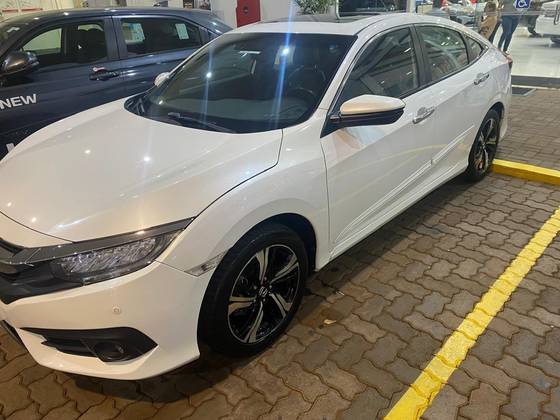 HONDA CIVIC 1.5 16V TURBO GASOLINA TOURING 4P CVT